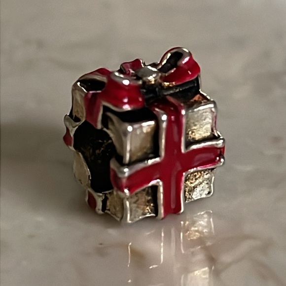 925 sterling silver charm holiday present gift with red bow - Picture 4 of 6